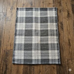 36" Long Threshold Black and White Plaid Mat